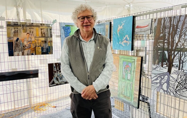 Exposition des Artistes des Lacs et vente de livres